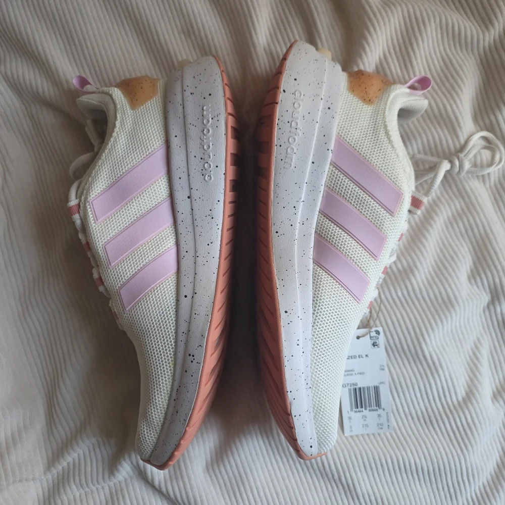 Adidas Women's Racer TR23 'Off White Orchid Fusion' Sz 9 Nwt In Box
